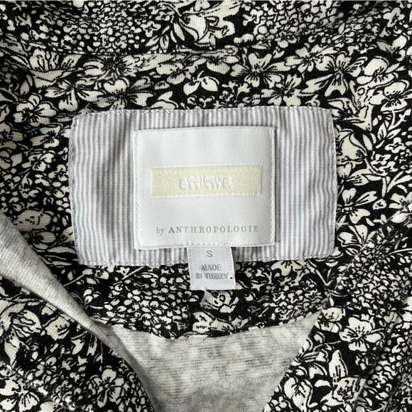 Anthropologie Black and White Floral Short Sleeve Top - Picture 9 of 9